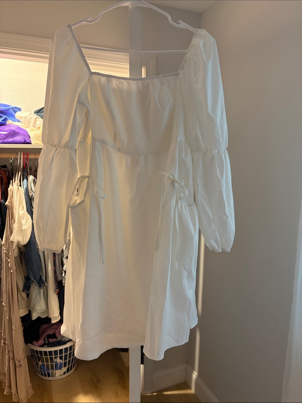 Exlura White Puff-Sleeve Square-Neck Mini Dress with pockets size large nwt